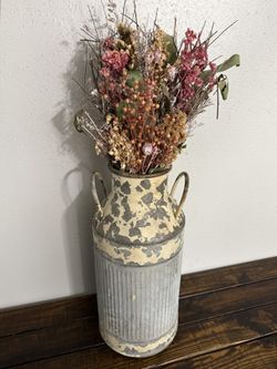 Farm House Milk Can Decor