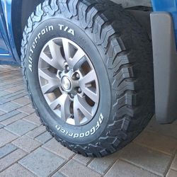 Bf Goodrich   265/75/16 Tires. Use 80p Fits  Toyota  Colorado   6lugs rim S are Good Condition 