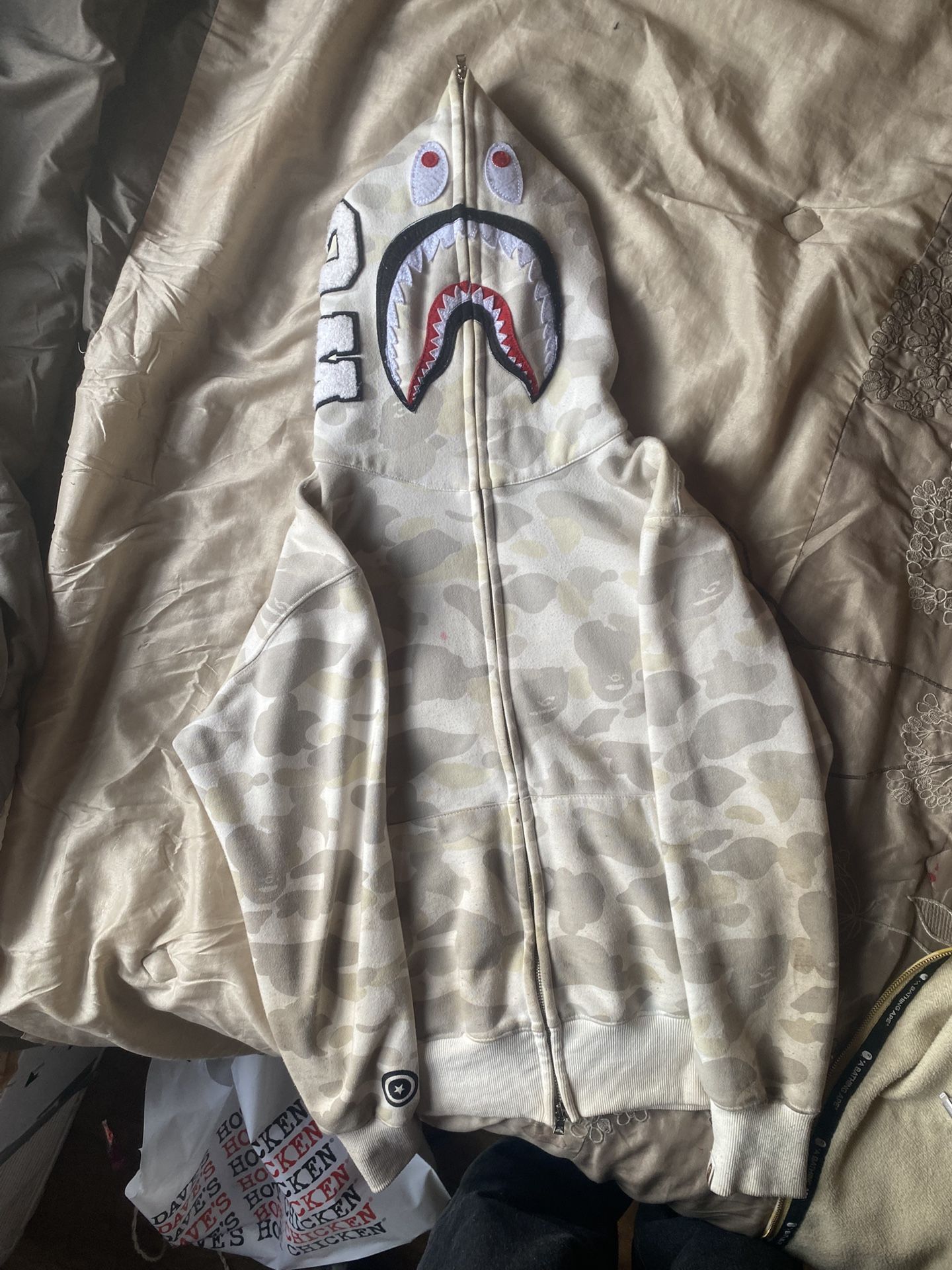 Á Bathing Ape Zip Up Hoodie All White Glow In The Dark