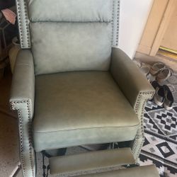 Nail Had Recliner light light, green grayish