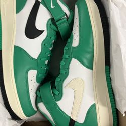 Men’s Nike Air Force One Mids
