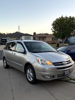 2005 Toyota Sienna