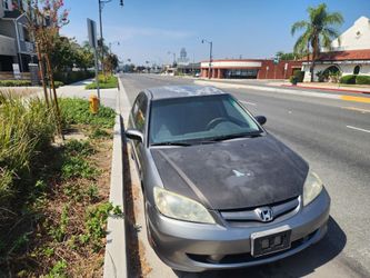 2005 4 doir Honda civic