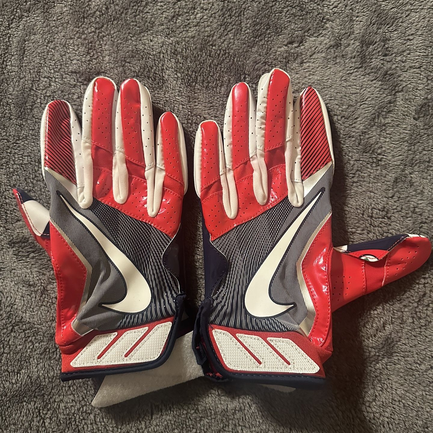 Atlanta Braves Golf Gloves for Sale in Lagrange, GA - OfferUp