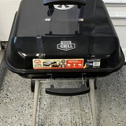 Charcoal Grill - 17.5 Inch - Like New