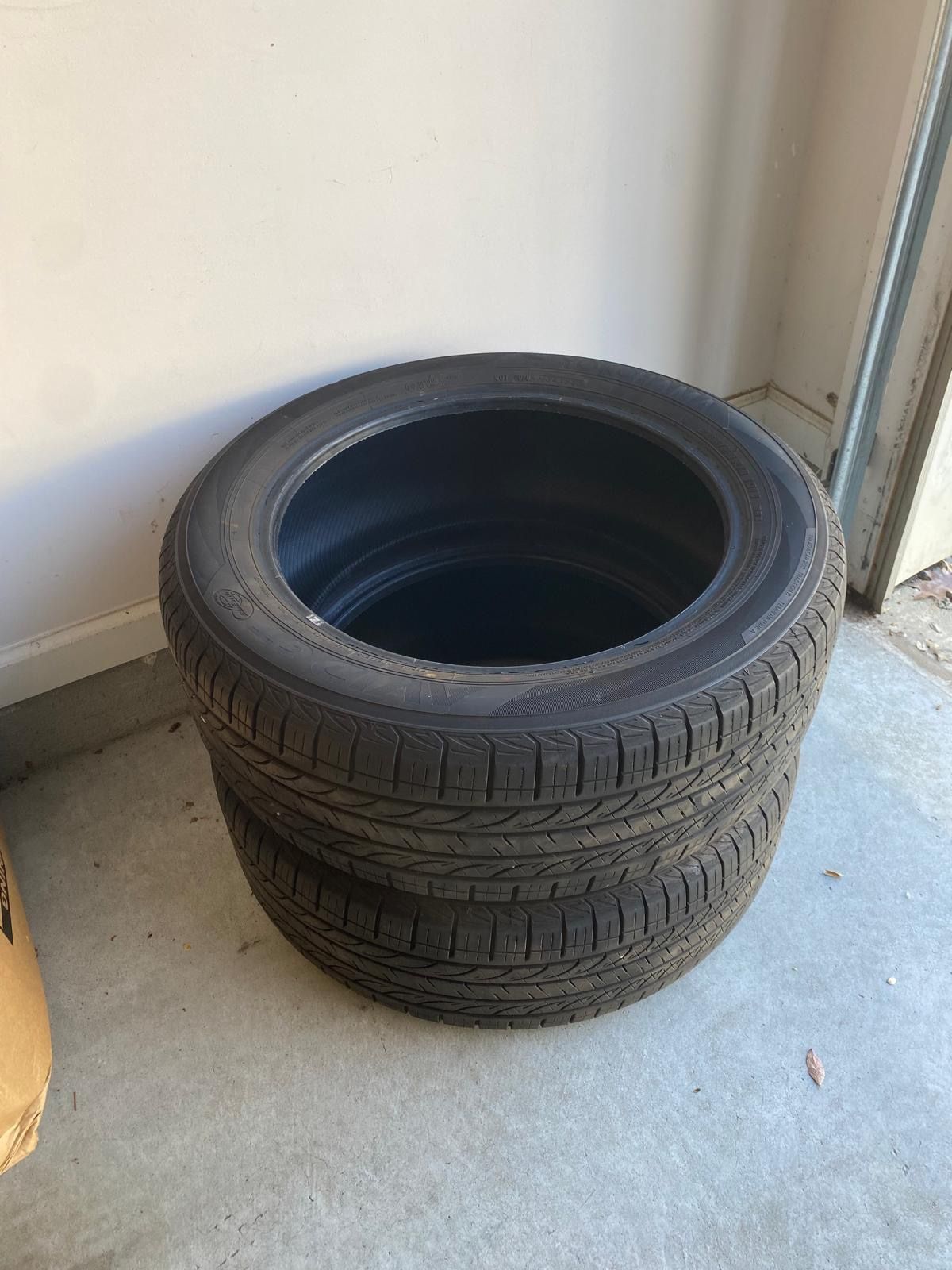 RAV4 Prime Tires Original