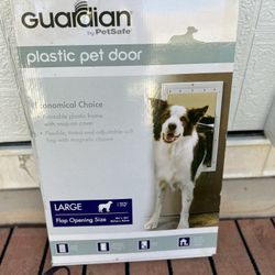 Pet Safe Plastic Pet Door 
