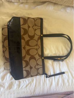 Brown coach shoulder bag