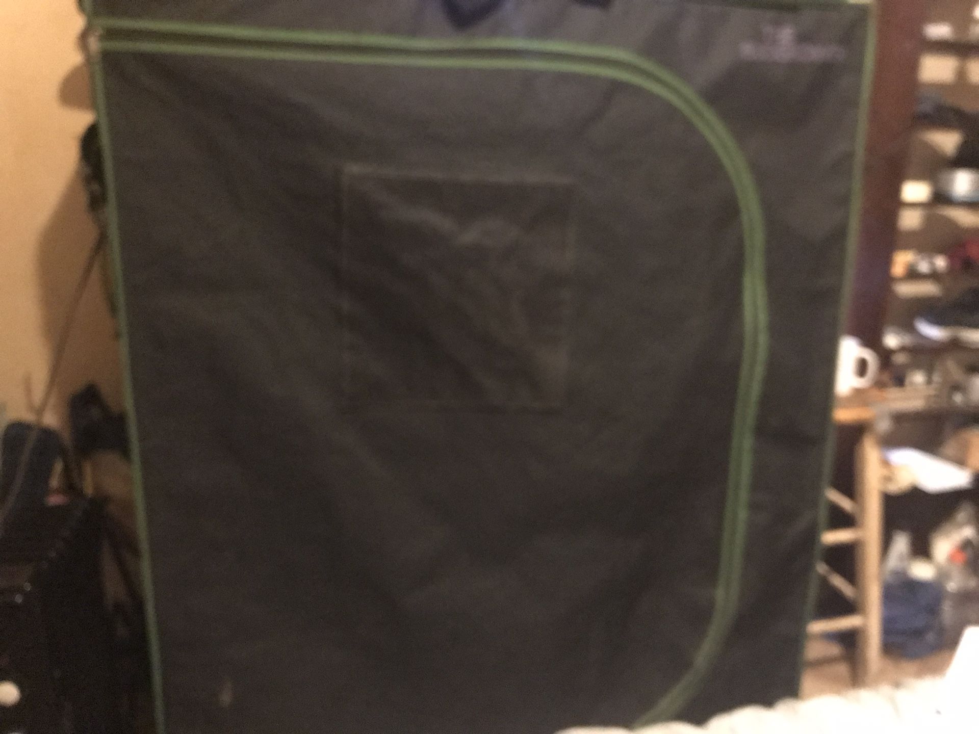 The Bud Grower Tent Mary Jane Tent Clean