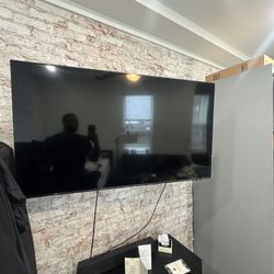 Samsung - 55" Class DU7200 Series LED 4K UHD And Soundbar 