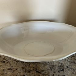 Princess House Pavillion Large White Serving Bowl