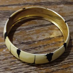 Chunky Bangle Bracelet