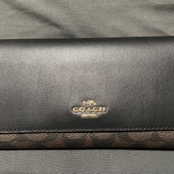 Coach Wallet Authentic