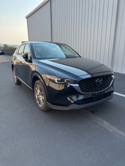 2025 Mazda CX-5 Premium Plus AWD  Low Miles
