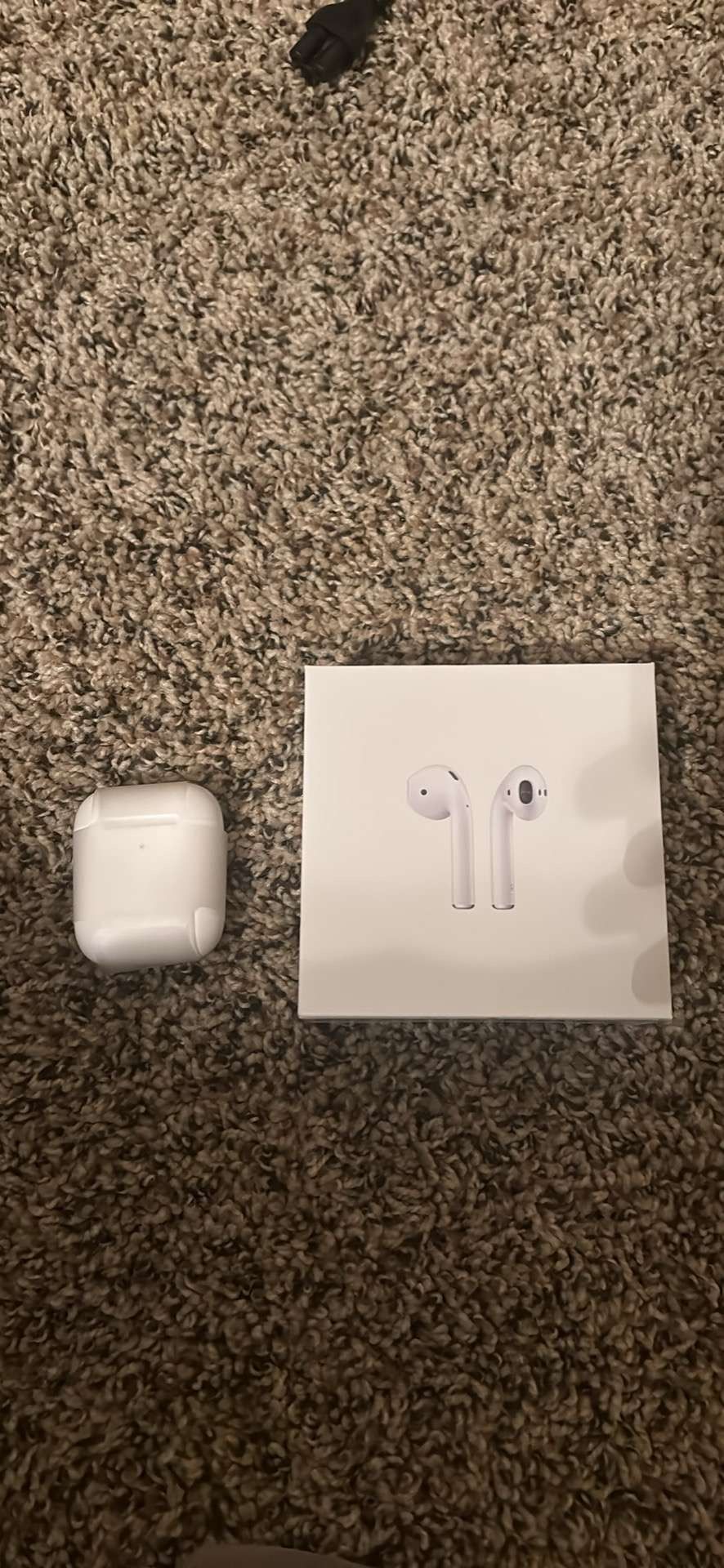 Apple Air Pod 2nd Generation With Charging Case White