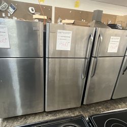 18 Cu Ft FRIGIDAIRE STAINLESS STEEL REFRIGERATORS