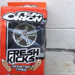 TEAM ORION FRESH KICKS MONSTER TIRES,T-MAXX,E-MAXX 