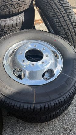 17" Set Of Alluminum Dually Wheels And Tires