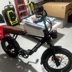 Roll Road E-Bike
