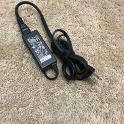 DELL LAPTOP AC ADAPTER CHARGER REPLACEMENT FOR MODEL NO: DA45NM140 19.5V...