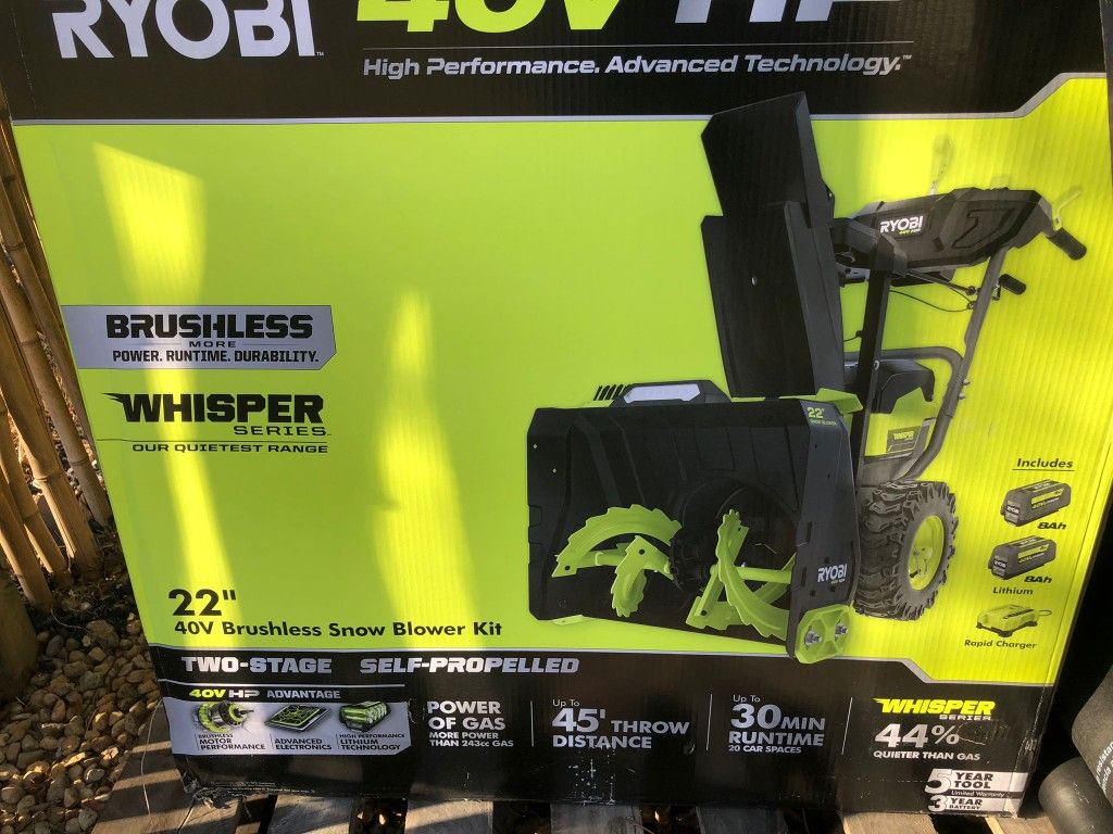 Ryobi 22" 40Volt Snowblower