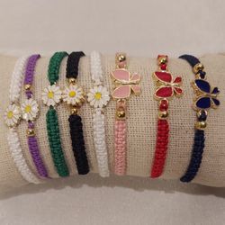 LOTS OF BRAIDED BRACELET  ♥️ ( $10 EACH!! )