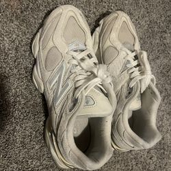 New Balance Woman Size 8 Men Size 6.5