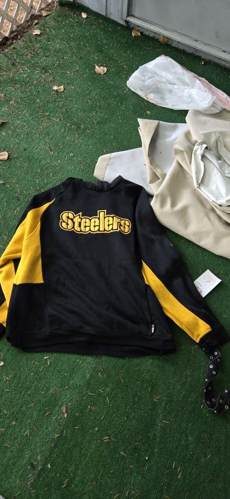 Steelers Sweatshirt And Shot Glass