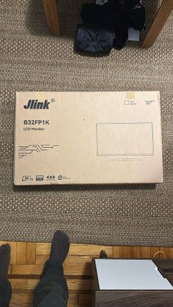NEW IN BOX 32” Monitor/TV