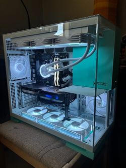 Gaming PC – Ryzen 7 7800X3D + RTX 5070 12GB + 32GB DDR5 + 1TB NVMe SSD