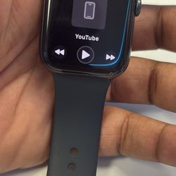 Apple Watch SE