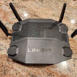 LINKSYS ROUTER $70