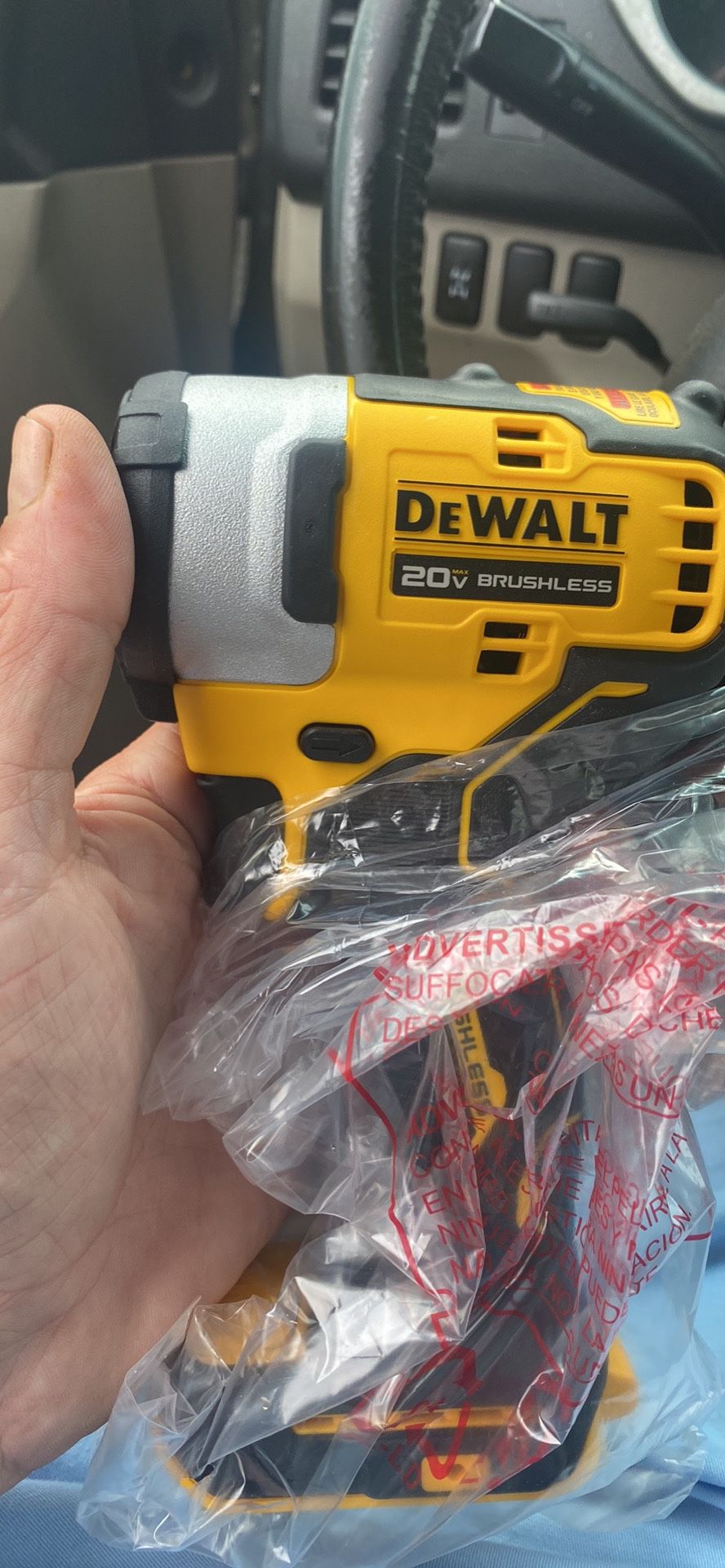 Desalt Impact Driver