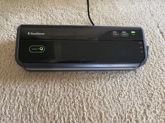 FoodSaver Vacuum Sealing Appliance FM2000-015