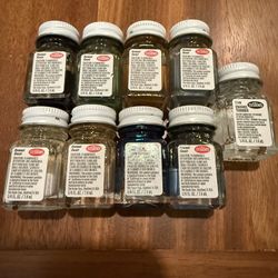 Testors Enamel Paint Set Assorted Colors 1/4 fl oz Bottles 9 Pc Incl Thinner