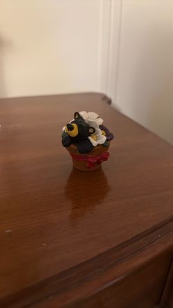 Bearfoots Figurine