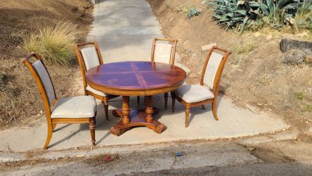 FREE TABLE AND 4 CHAIRS