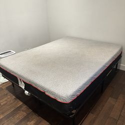 Queen Size Bed & Bed Frame