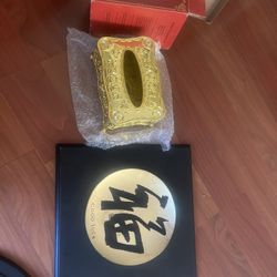 Chinese Home Interior Gold