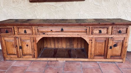 Mueble credenza para TV  $500.00  CASH, TEXT FOR PRICES.
