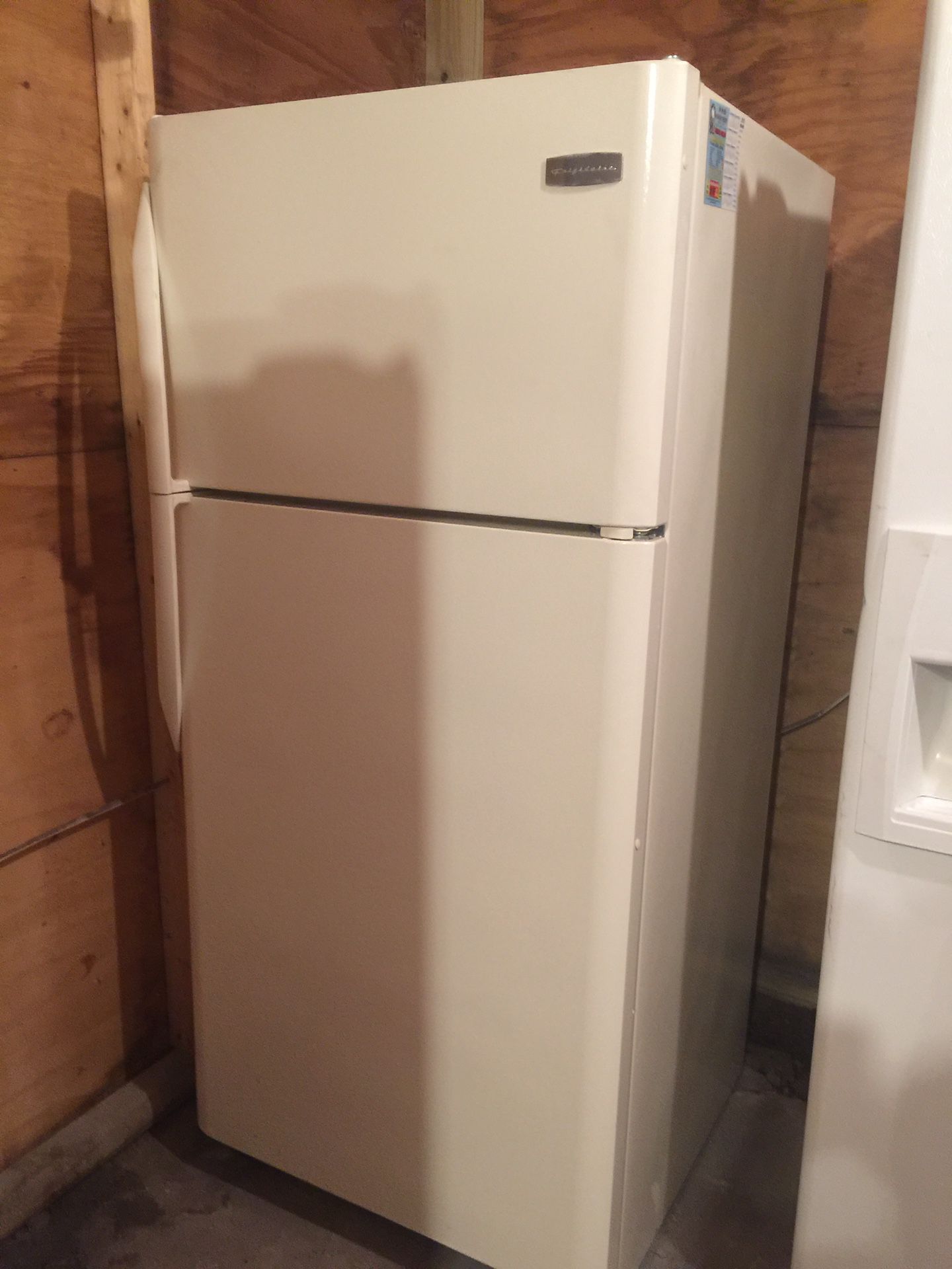 Refrigerator 30x66