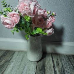 RECUTMS Faux Ranunculus Flowers with Ceramic Vase 12 Bundles Artificial Silk Mini Ranunculus Baby Breath Eucalyptus for DIY Mini Bouquet Flower Arrang