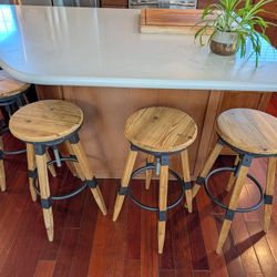 Barstools - Set of 4 - Solid Wood 