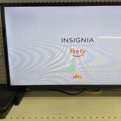 New Insignia 32inch Tv And PS4 Bundle Deal 