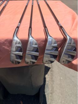 Cleveland Launcher XL Halo irons, 4-9+PW+DW, project X Cypher graphite 60 grams, 5.5 regular shafts. With headcovers.
