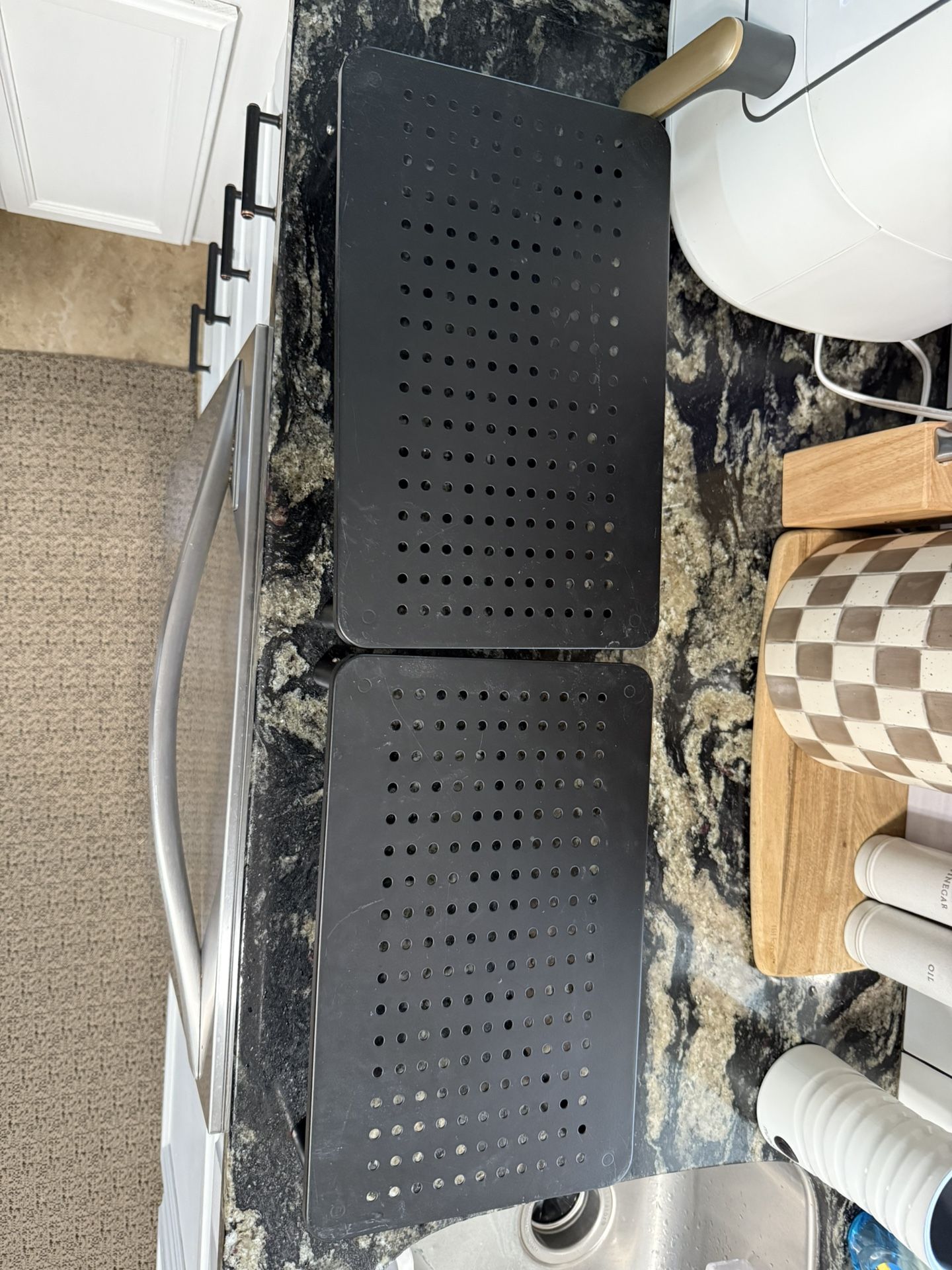 2 Monitor Stands