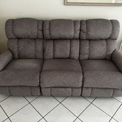 La-Z-Boy Double Recliner Couch Sofa