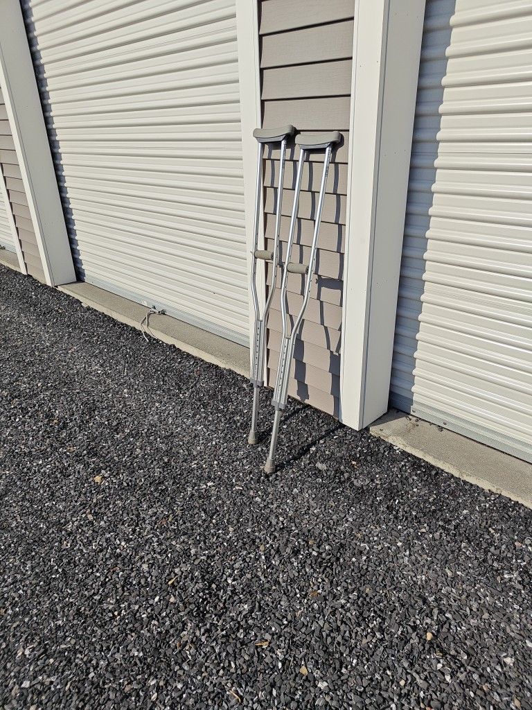 Crutches