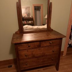 Antique Solid Oak Dresser w/ Mirror – Early 1900s