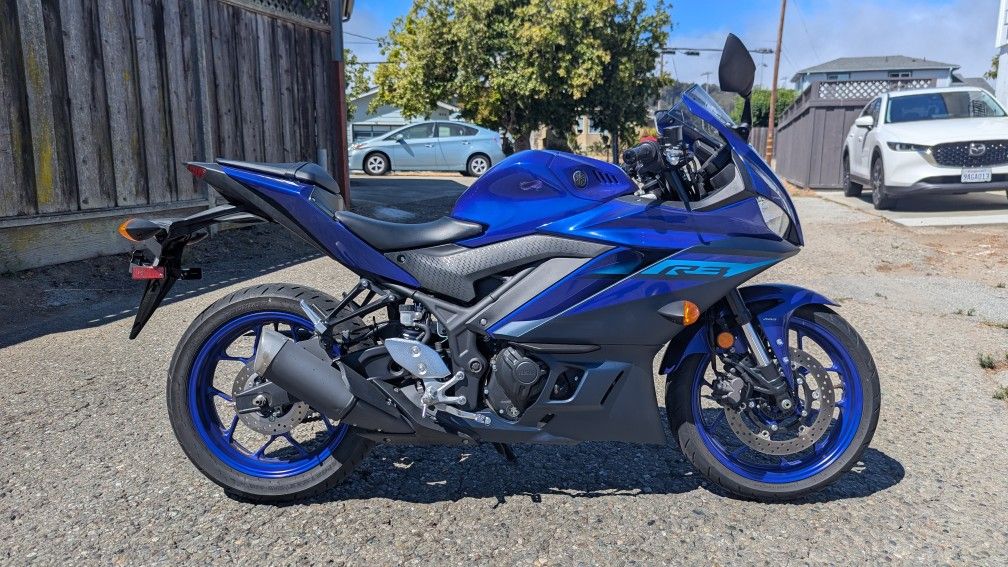 2024 Yamaha R3 5,206 Miles Clean Title Motorcycle 